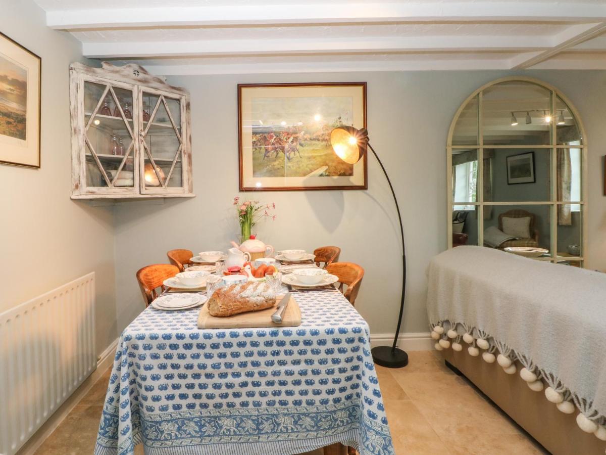 The Blue House Villa Malpas  Exterior photo